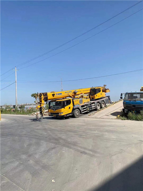 登封市吊车作业时，可能会产生哪些额外收费项目？